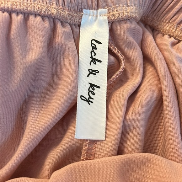 Off the shoulder pink dress - Picture 3 of 3